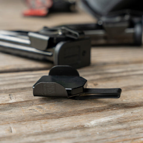 Magnetic Pocket Magazine Carrier – Gen 2 - NEOMAG