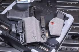 INCOG X IWB Holster with light and Mag caddy (Safariland)