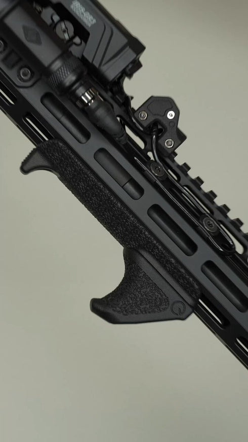 Integrated Rail Panel M-LOK - Flat w/Forward stop - Emissary Development (Black)